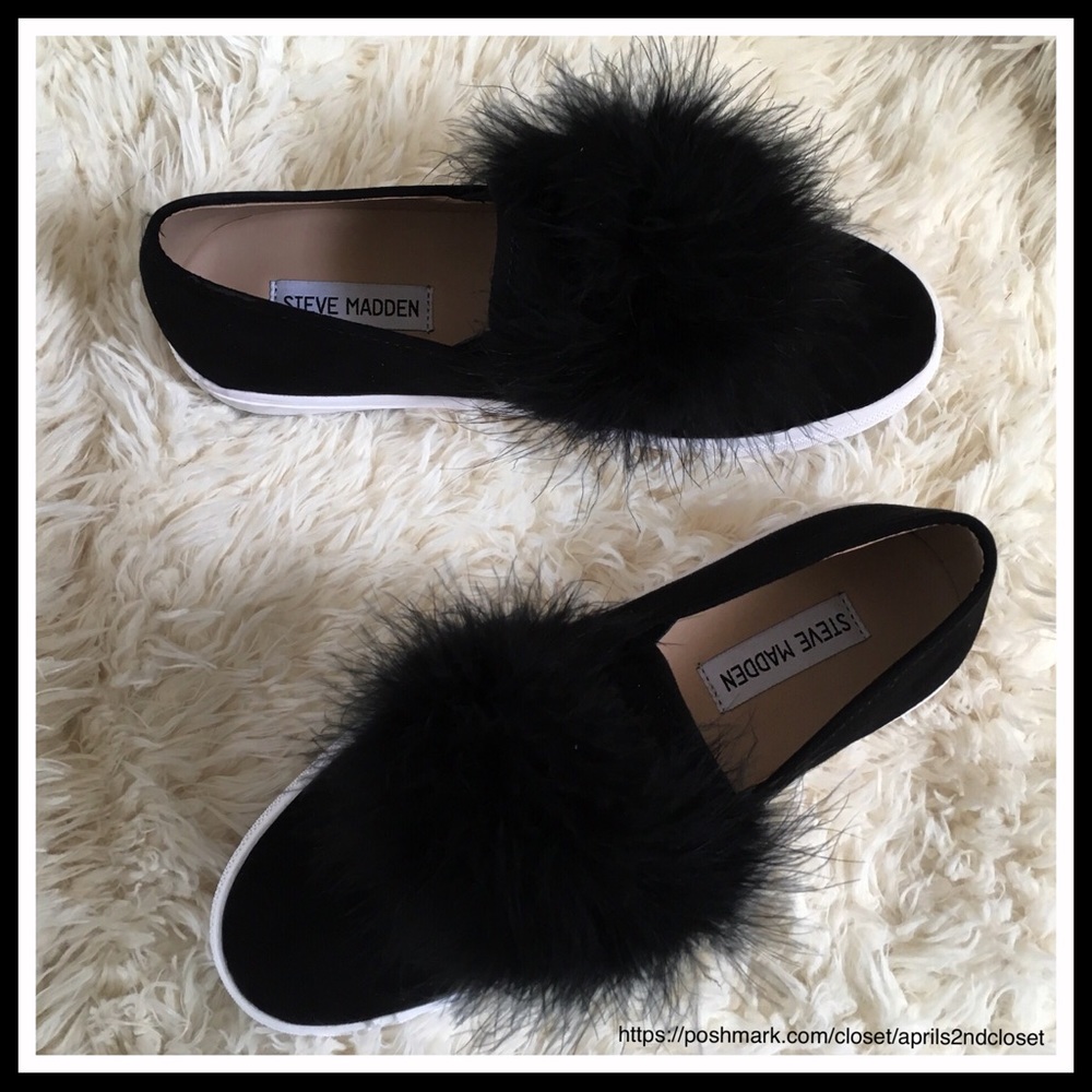 STEVE MADDEN BLACK SUEDE SLIP ON SNEAKERS - Picture 4 of 8